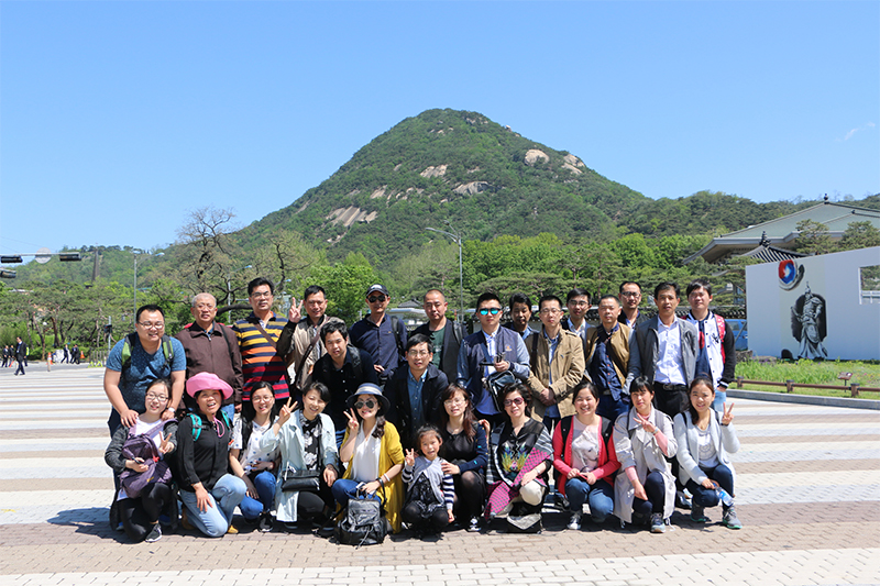 韩国游合照.jpg